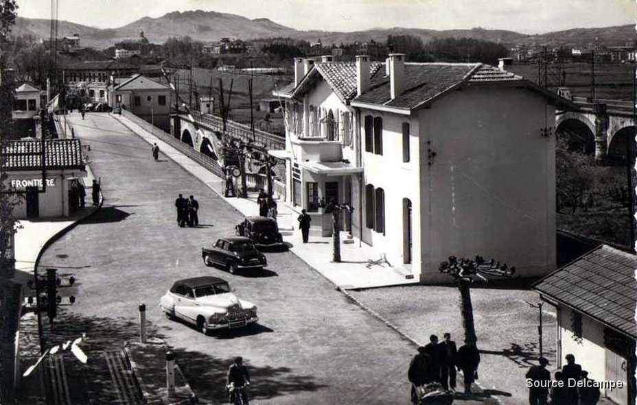 64 Hendaye Bureau des Douanes V.jpg